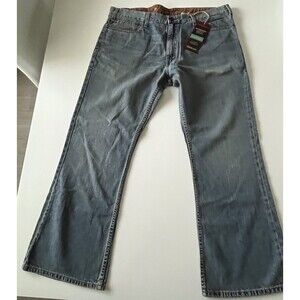 NWT LEVI’s AUTHENTICS SIGNATURE Mens 40 x 30 Dark Wash Blue Jeans Low Boot Cut